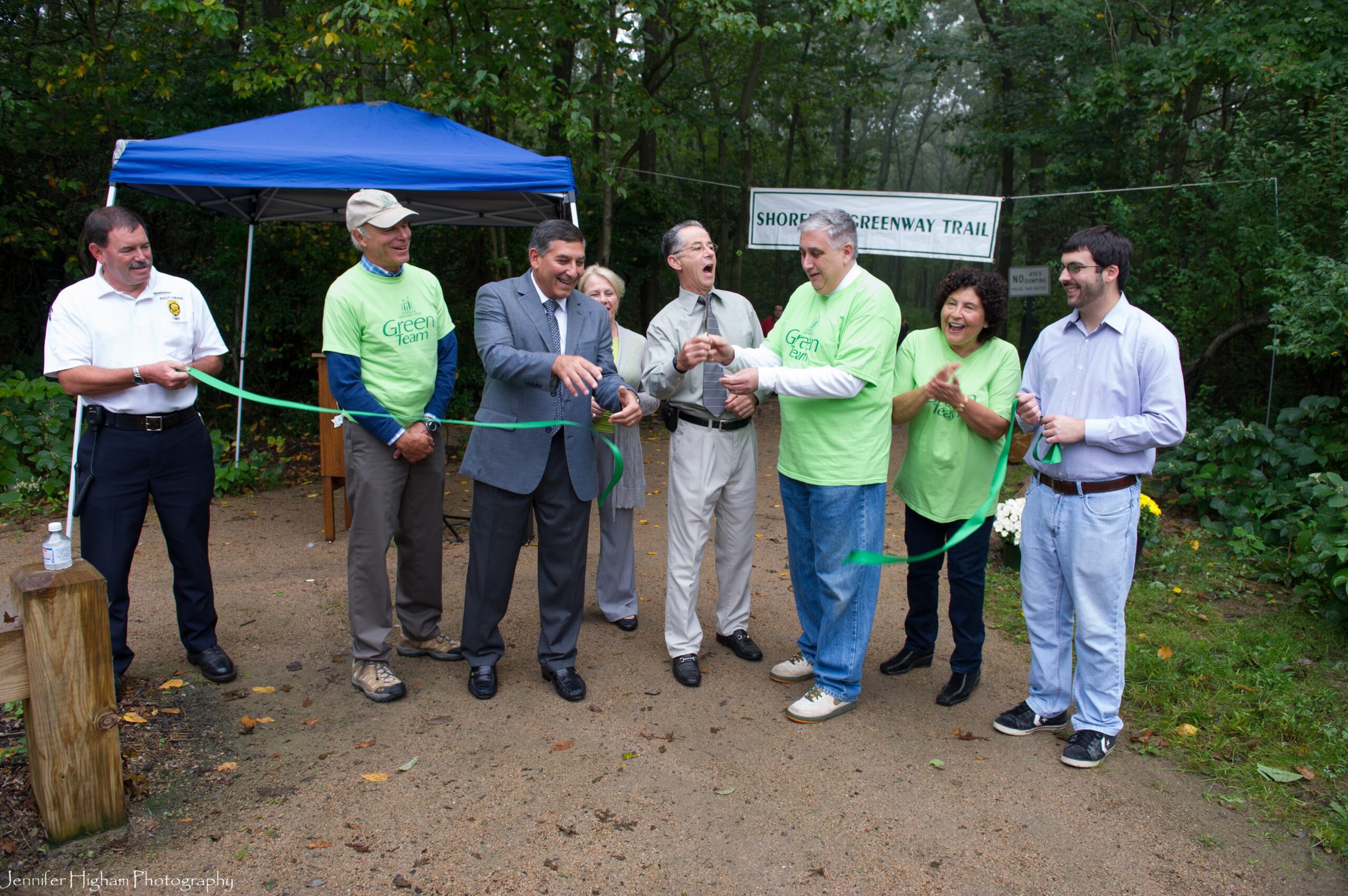 EHRibbCuttgMayor40ct12