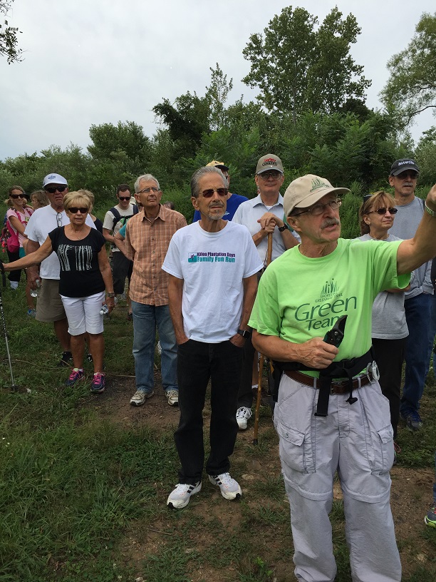Leo leading the group